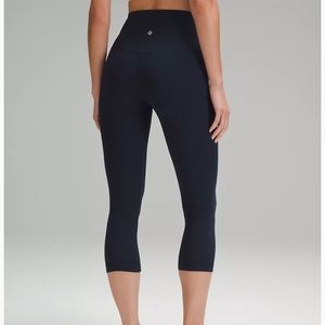 Lululemon align high rise cropped leggings 21”inseam